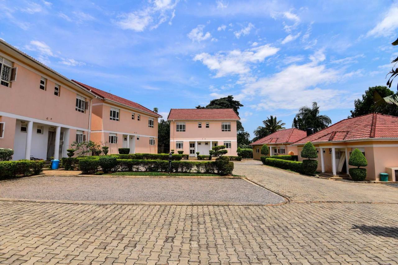 Crane Serviced Apartments Entebbe Exterior photo